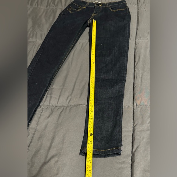 Like new Levi’s skinny jeans size 3S - Picture 11 of 14